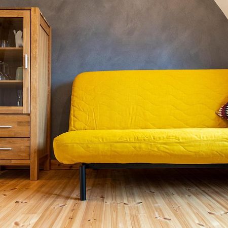 Sehr Individuelle Und Moderne Ferienwohnung In เคเวลาร์ ภายนอก รูปภาพ