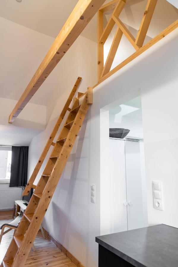 Sehr Individuelle Und Moderne Ferienwohnung In เคเวลาร์ ภายนอก รูปภาพ